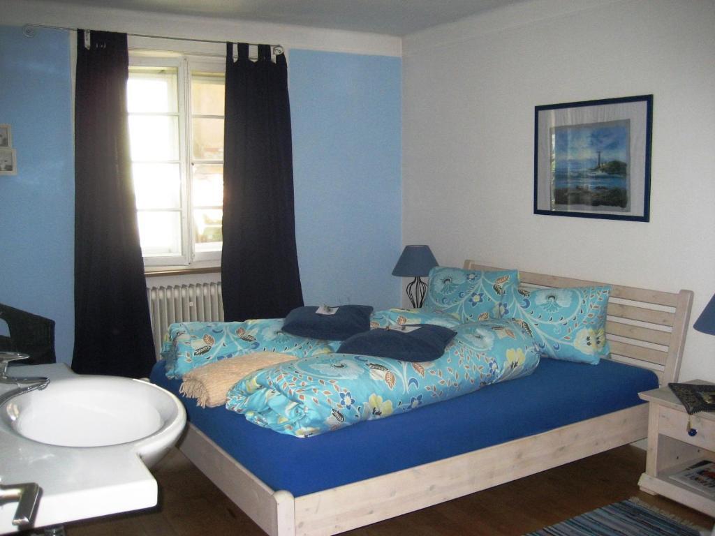 Victor'S Bed & Breakfast Maienfeld Rum bild